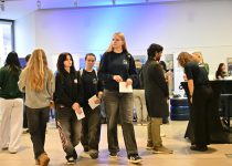 VDU įvyko „Jungtys: Karjeros diena“ – studentus ir mokinius subūręs renginys atvėrė duris į darbo pasaulį